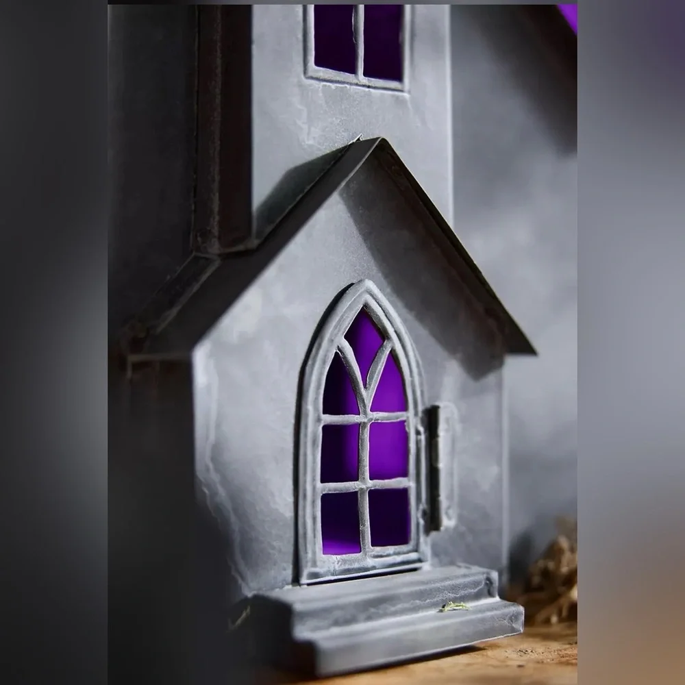 Anthropologie Terrain Concordville Iron Village Church, NIP